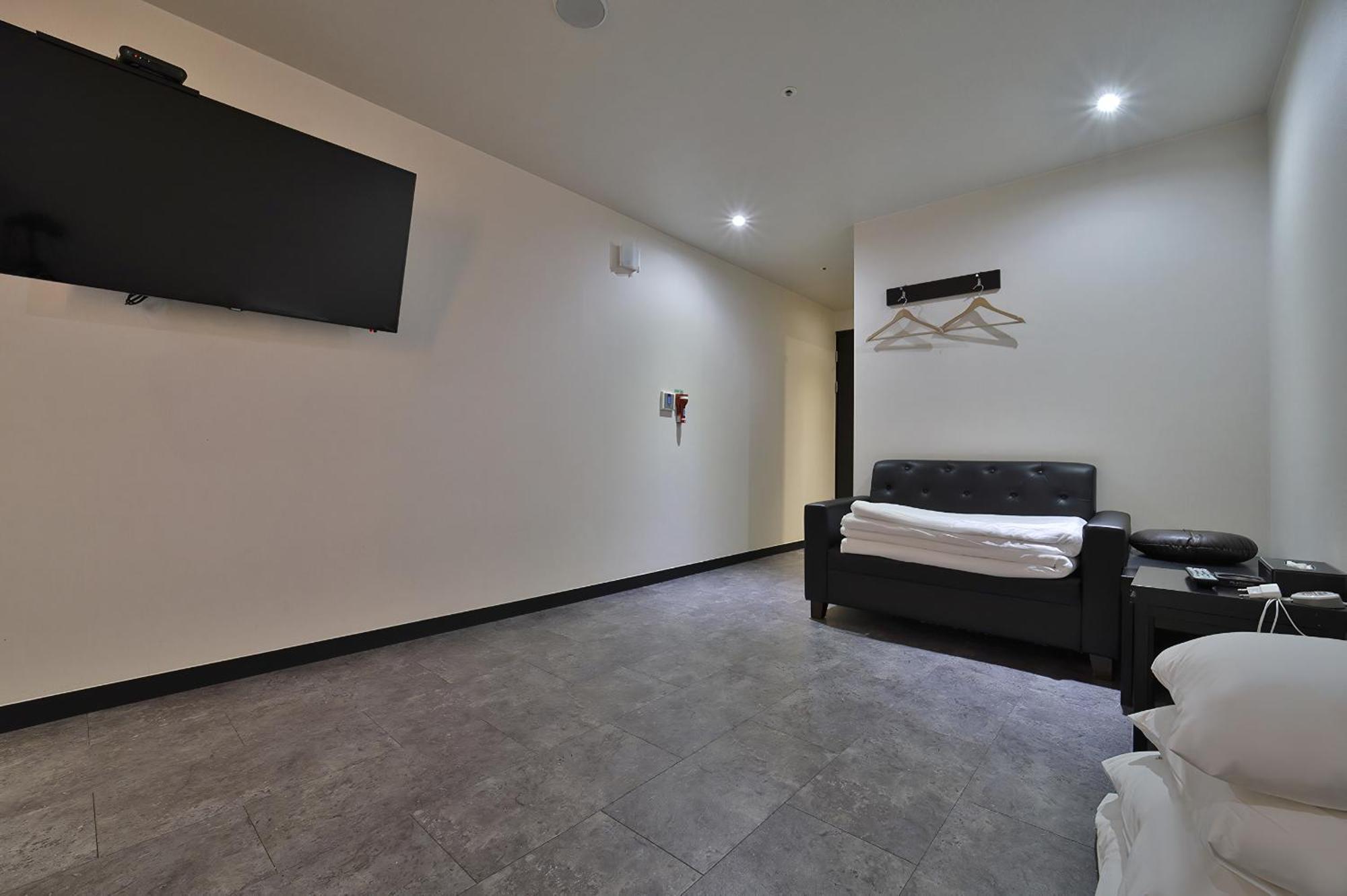 Busan Platinum Hotel Nampo Bagian luar foto