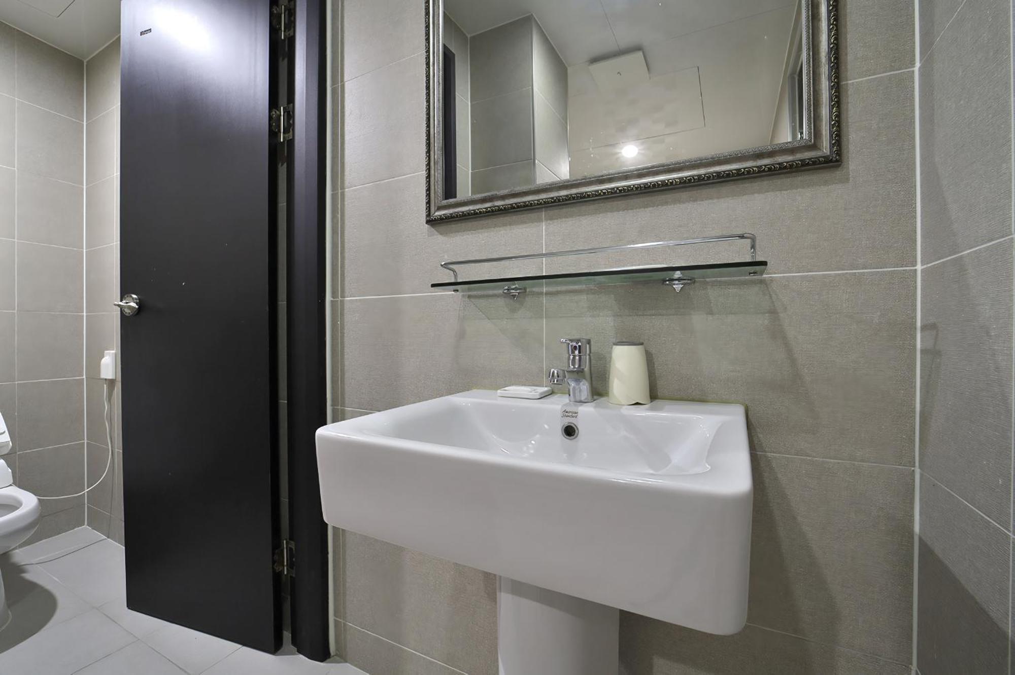 Busan Platinum Hotel Nampo Bagian luar foto