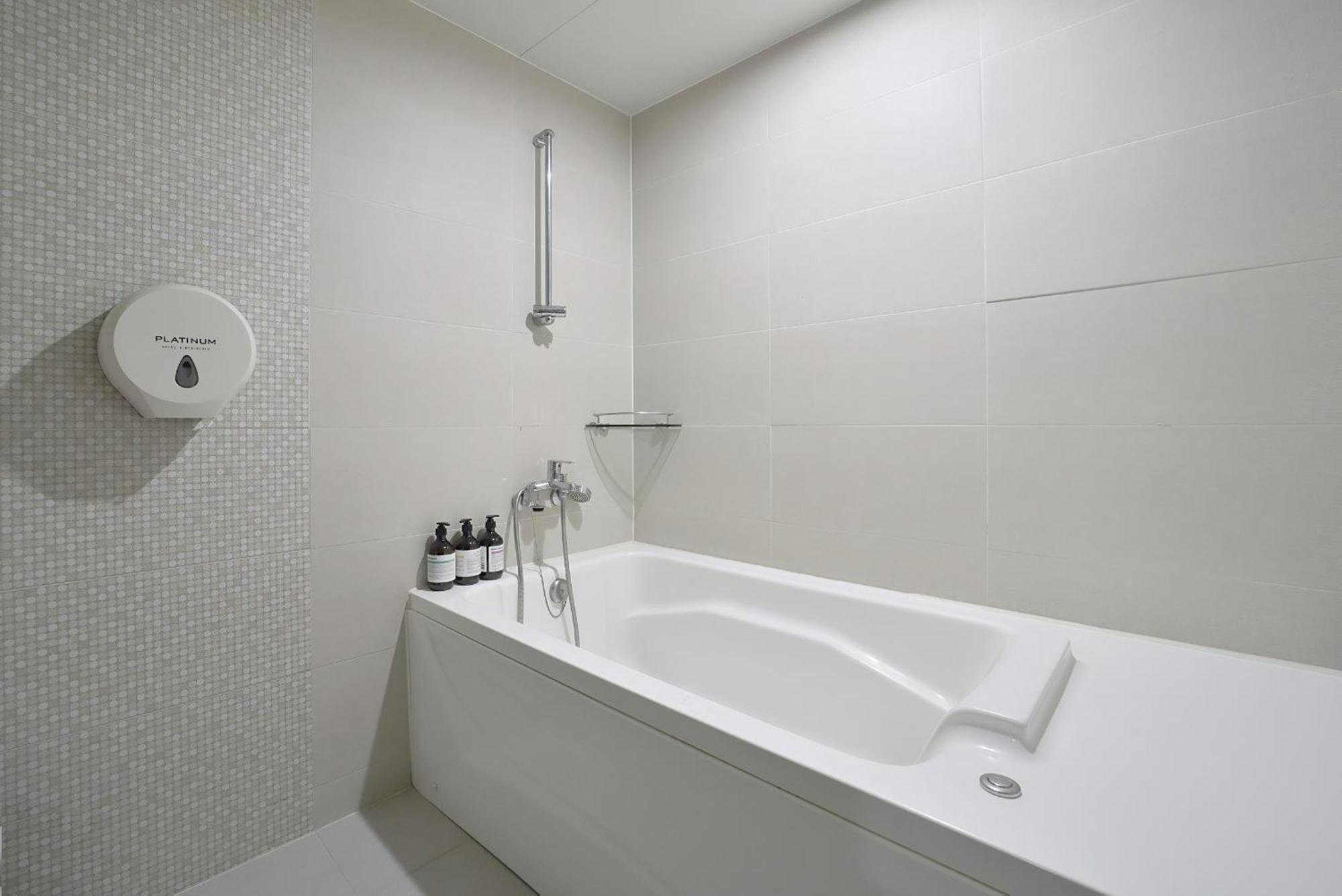 Busan Platinum Hotel Nampo Bagian luar foto